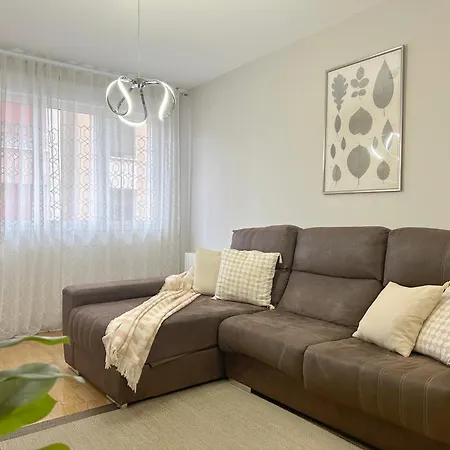 2k - Junto Al Casco Viejo דירה *