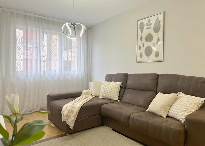 2k - Junto Al Casco Viejo Apartamento *