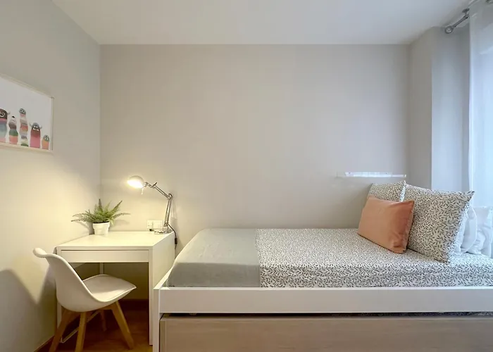 2k - Junto Al Casco Viejo *